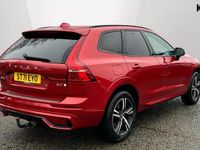 Used Volvo XC60 R-Design 197 HP (144 kW) 2021 Fusion red SUV