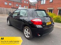 Used Toyota Auris 2010 Black Hatchback