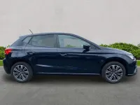 Usado Seat Ibiza SE 95 HP (69 kW) 2022 Azul Citadino