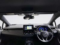 Used Toyota Corolla 122 HP (89 kW) 2021 White Estate