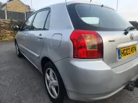 Usado Toyota Corolla T3 110 HP (80 kW) 2003 Prateado Citadino