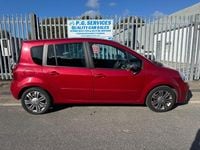Used Renault Grand Modus Dynamique 88 HP (64 kW) 2011 Red MPV