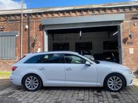 Used Audi A4 Comfort 2016 White Estate