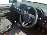 Used Kia Picanto 66 HP (48 kW) 2023 Yellow Hatchback