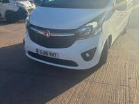 Used Vauxhall Vivaro Sportive 120 HP (88 kW) 2018 White MPV