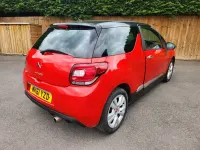 Begagnad Citroën DS3 120 HK (88 kW) 2011 Röd Halvkombi