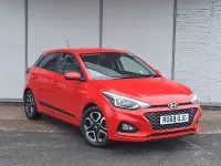 Used Hyundai i20 Premium 100 HP (73 kW) 2018 Red Hatchback