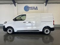 Używany Citroën Dispatch 2023 Biały Minivan