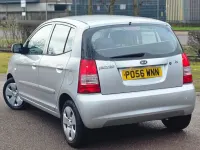 Second-hand Kia Picanto LX 64 CP (47 kW) 2006 Argintiu Hatchback