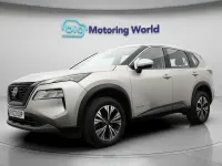 Usado Nissan X-Trail Acenta Premium 204 CV (150 kW) 2023 Plateado SUV