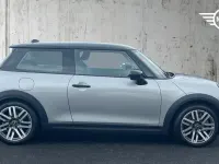 Used Mini Cooper Hatch 113 kW (154 HP) 2025 Silver Hatchback