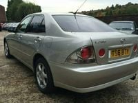 Used Lexus IS200 153 HP (112 kW) 1999 Sedan