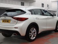 Used Infiniti Q30 Premium 2016 White Hatchback