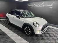 Używany Mini Cooper Exclusive 2020 Srebrny Hatchback