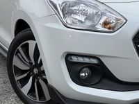 Used Suzuki Swift 90 HP (66 kW) 2019 White Hatchback