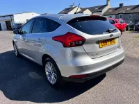 Used Ford Focus Zetec 125 HP (91 kW) 2017 Silver Hatchback