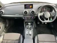 Begagnad Audi A3 S-Line 2019 Svart Sedan