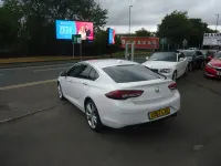 Used Vauxhall Insignia Elite 260 HP (191 kW) 2017 White Hatchback