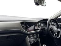 Used VW T-Roc SE 150 HP (110 kW) 2020 Black SUV