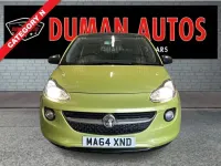 Usado Vauxhall Adam Glam 70 HP (51 kW) 2014 Verde Citadino