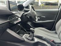 Used Peugeot 208 Active 75 HP (55 kW) 2024 Grey Hatchback