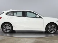 Used BMW 118 Sport Line 134 HP (98 kW) 2023 White Hatchback