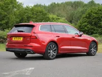 Used Volvo V60 Inscription 160 HP (117 kW) 2021 Red Estate