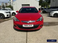 Used Vauxhall Astra GTC SRi 140 HP (102 kW) 2014 Red Hatchback