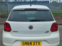 Used VW Polo Design 90 HP (66 kW) 2015 White Hatchback