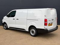 Second-hand Peugeot Expert Premium 2022 Alb Van