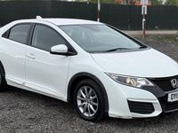 Used Honda Civic S 120 HP (88 kW) 2015 White Hatchback