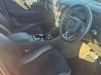 Used Volvo XC40 R-Design Pro 2021 Red SUV