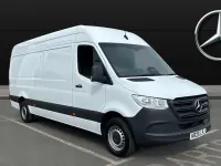 Używany Mercedes Sprinter 150 KM (110 kW) 2025 Van