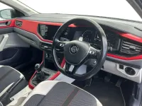Begagnad VW Polo Beats 80 HK (58 kW) 2020 Silver Halvkombi