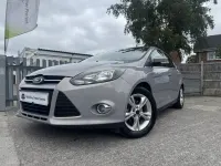 Used Ford Focus Zetec 125 HP (91 kW) 2011 Silver Hatchback