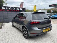 Used VW Golf VII SE 125 HP (91 kW) 2017 Grey Hatchback