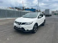 Used Nissan Qashqai N-Connecta 2017 White SUV