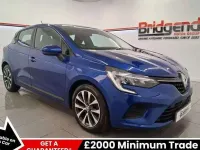 Used Renault Clio Iconic 90 HP (66 kW) 2022 Blue Hatchback