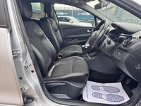 Used Renault Clio IV GT-Line 90 HP (66 kW) 2018 Silver Hatchback