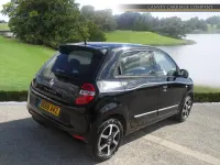 Używany Renault Twingo Iconic 90 KM (66 kW) 2018 Czarny Hatchback