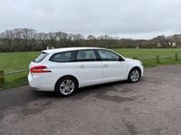Used Peugeot 308 SW Active Premium 130 HP (95 kW) 2020 White Estate