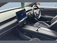 New VW ID.7 Pro 210 kW (286 HP) 2026 Glacier white metallic black Hatchback