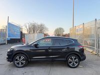Used Nissan Qashqai N-Connecta 115 HP (84 kW) 2017 Black SUV