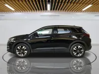Used Vauxhall Grandland X SRi 130 HP (95 kW) 2019 Black SUV