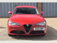 Begagnad Alfa Romeo Giulia Lusso 187 HK (137 kW) 2021 Röd Sedan