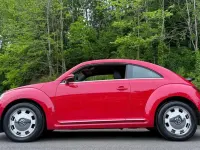 Używany VW Beetle Design 150 KM (110 kW) 2015 Czerwony Hatchback