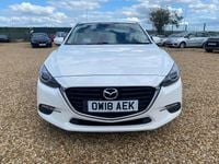 Begagnad Mazda 3 Inclusive 150 HK (110 kW) 2018 Vit Halvkombi