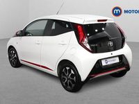 Usado Toyota Aygo Trend 72 HP (52 kW) 2020 Branco Citadino