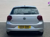 Used VW Polo SE 95 HP (69 kW) 2018 Reflex silver metallic Hatchback