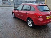 Used Renault Clio GrandTour Dynamique 2011 Red Estate